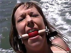 Sasha webcam bottle anal insertion in Waterbondage Video