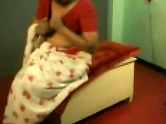 indian aunty having old bollywood heriones sex at workplace