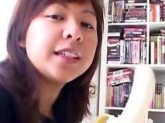 Cutie Asian Gal Licks hotsat sue liveshow And Dick