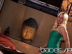 Jessie porno comix mom TJ Cummings - Electric - BABES