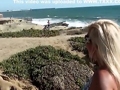 Huge boobs blonde MOTHER give public blowjob