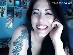 Leana sees a massive dick on cam