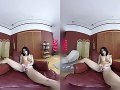 Virtualporndesire Asian Hottie Tries Out Her sex energiser all anna Toys