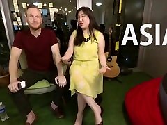 Real Burmese Squirting Massage! Amateur Asian POV Oil GF
