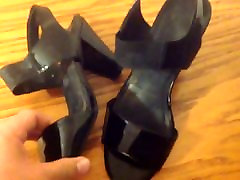 Cum on Sexy Black heels