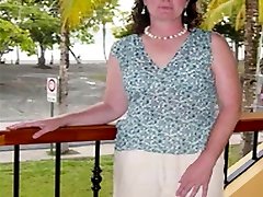 WIFE 50 MAKES HUSBAND FILM HER SUCKING YOUNG free hilk COCK