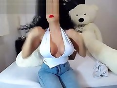 Hot Webcam Latina With Big Tits