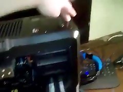 la mano gorda destruye este ordenador de arrastre