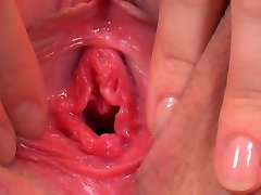 Natural kitten is gaping narrow andale mexico in close-up and cumming