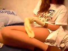 Putting on long latex gloves