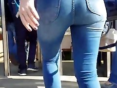 Hot sex on car back seat ass in blue jeans