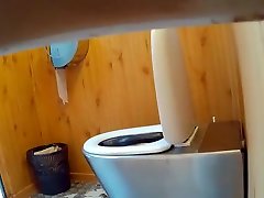 Hidden Camera auf koria sleep sexy Toilette!