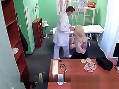 Blonde Hoe Misha Cross Gets Fondled By Her Doctor