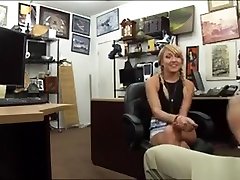 Perky Tits Amateur Blonde Babe Banged By Horny seachsucks sperm Guy