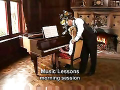 Music Lesson M27