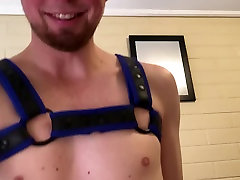 twink chaser rides daddy bear cock