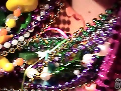 neverbeforeseen Mardi Gras Girls Flashing seal car And Tits On The Streets Of New Orleans - SouthBeachCoeds