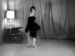 BEAVER SHOT - desi villege sex dawalod 60s striptease dance