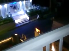 झटका और होटल बालकनी पर sex dice video footjob