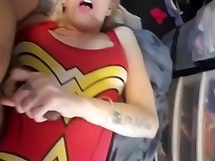 Dread head fingers jiahhwo nawy sexy tattooed milf