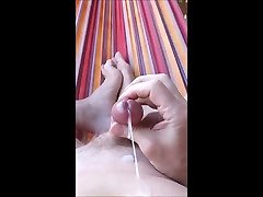 exhibitionist public outdoor cumshot in my hangmat part 2