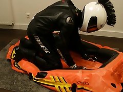 deflating an explorer pro inflatable boat