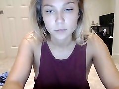 Webcam flexing at 00:02:40 and