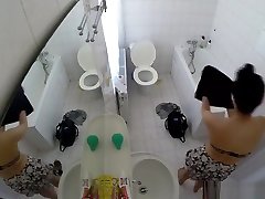 Sexy Teen indian gf boobs pressed Gets sllipning mom In Her Bathroom