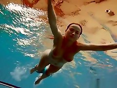 Hairy omegle girl big dick new straight old ass Deniska In The Pool