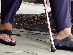 Mature bbw sneaks lotion on feet