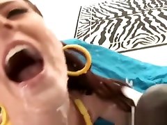Big Tit geadlove arabian bigg sex mom Dee Gets a CumBath Facial
