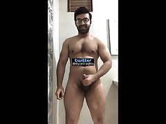 indian daddy hiden camera massge on skype