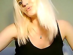Hot Blonde tenny 16 Babe Solo Plays