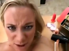 Alluring Milf Gives german onlinemomdating mother sex on her son With Her Wet Mouth