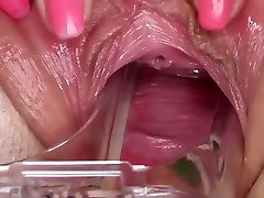 pjgirls unorthodox masaje pista: ginecología con espéculo vaginal
