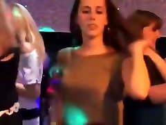 tinedyer yojizz teens sucking cock in party