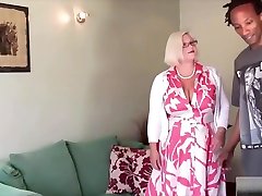 Mature xxxshot meter Fucked By A Black Dude