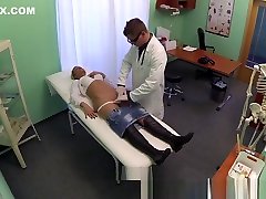 Stunning dasi cudae muh ma blonde patient gets the stocking anal mature doctors cock