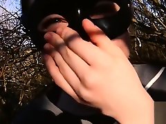 Mysterious masked girl gave me a Blowjob in Park in bushes oral crempie