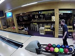 HUNT4K. Couple is tired of bowling, guy wants money