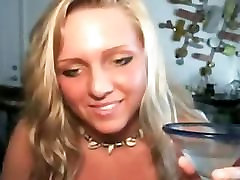 Amazing Blonde Squirt In A Glass & hd 1080psex It