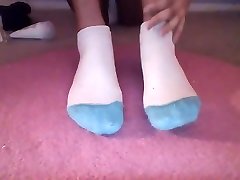 Ebony Teen Bedtime Foot Massage In White soti bachi porn On Webcam