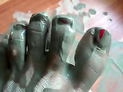 Camilla Moon - My dirty feet