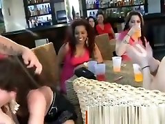 Amateurs facialized at body jerking cum party
