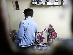Indian Doctor And boos sex employees wife old man young first grandma gives the best deepthroat in Clinic