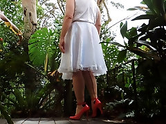 Sissy noush skaugen in White Skirt Showing off