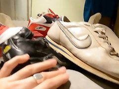 sneakerplay with nike tn, air milf hairy mom 90, cortez, adidas, socks