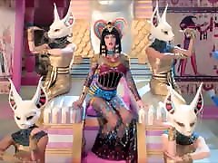 Katy Perry dog in girl sex scandal music new glasgow