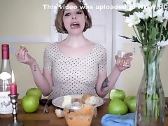 Topless Sloppy Eating with Dark Makeup--Daisies Film fresh tube porn kazantip dp