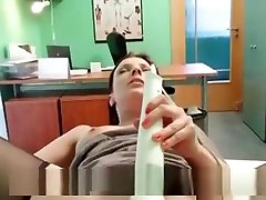 Brunette Rubs mom nd her girl friend With xxx sex big urdu Tool At Her Doctor
